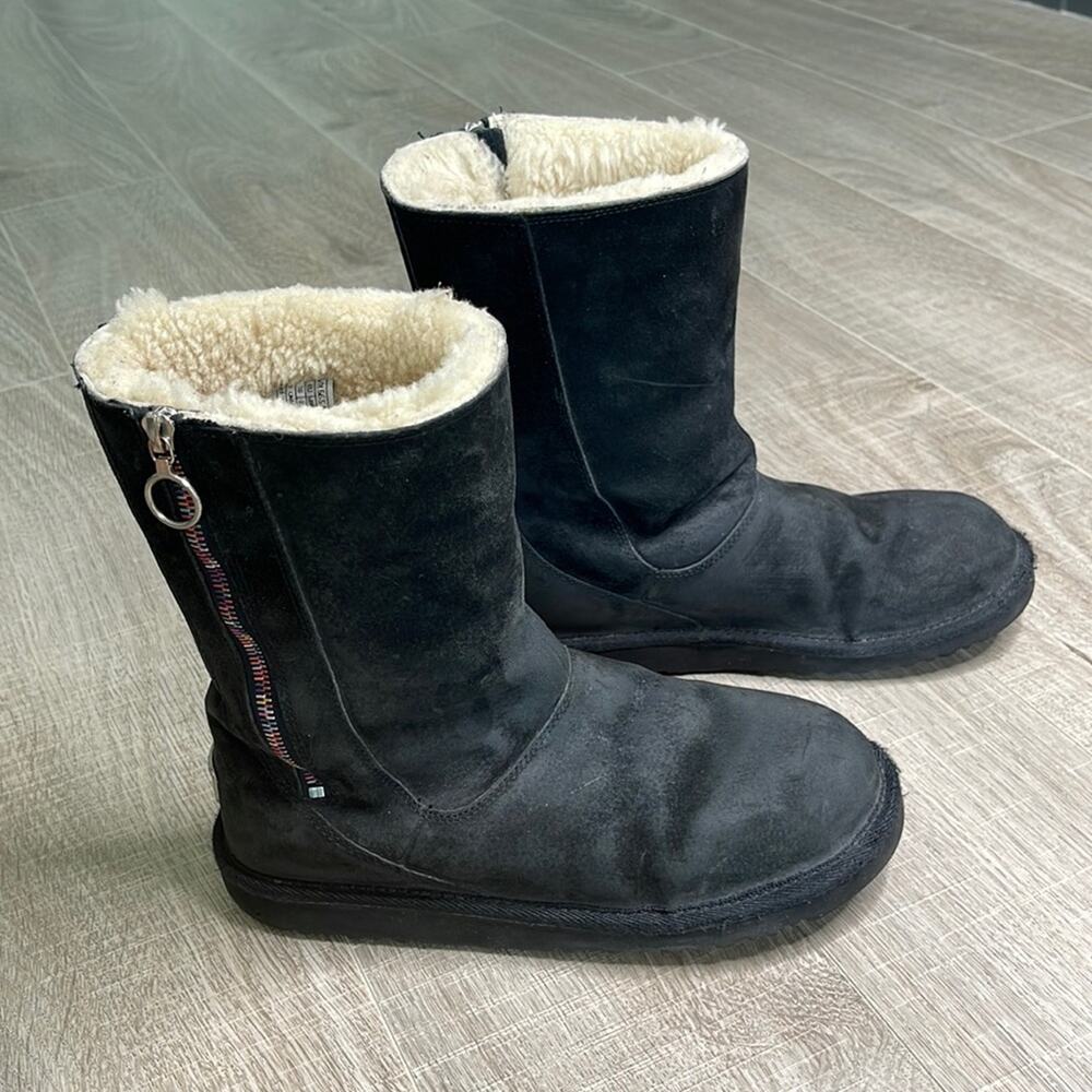UGG Australia Mayfaire Sherpa Black Suede Side Zip Boots Women’s Size 6